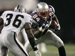 "NFL의 매력: 왜 이 경기가 전 세계를 사로잡았나? 🏈✨" 1 image 29